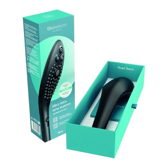 Cap de duș stimulator WOMANIZER Wave Black. pentru stimularea clitorisului. 3 tipuri de jet. 2 intensități. negru