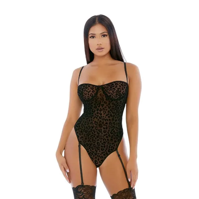Lenjerie sexy FORPLAY Feline Sexy Teddy. body erotic din plasă cu portjartier. design cu animal print leopard. mărime S
