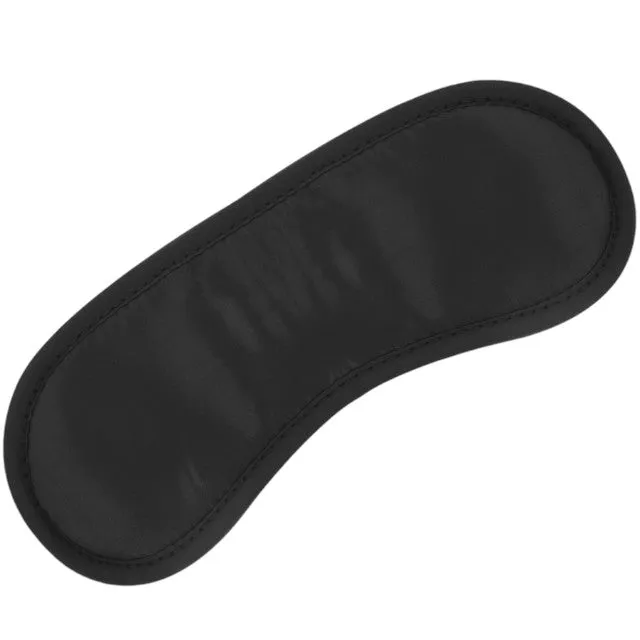 Mască DARKNESS Straight Black Soft Mask. pentru jocuri erotice în cuplu. din satin. cu bandă elastică reglabilă. negru